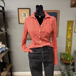 Weird Fish Wear the Weekend womens 8 cityscape button down cotton coral navy